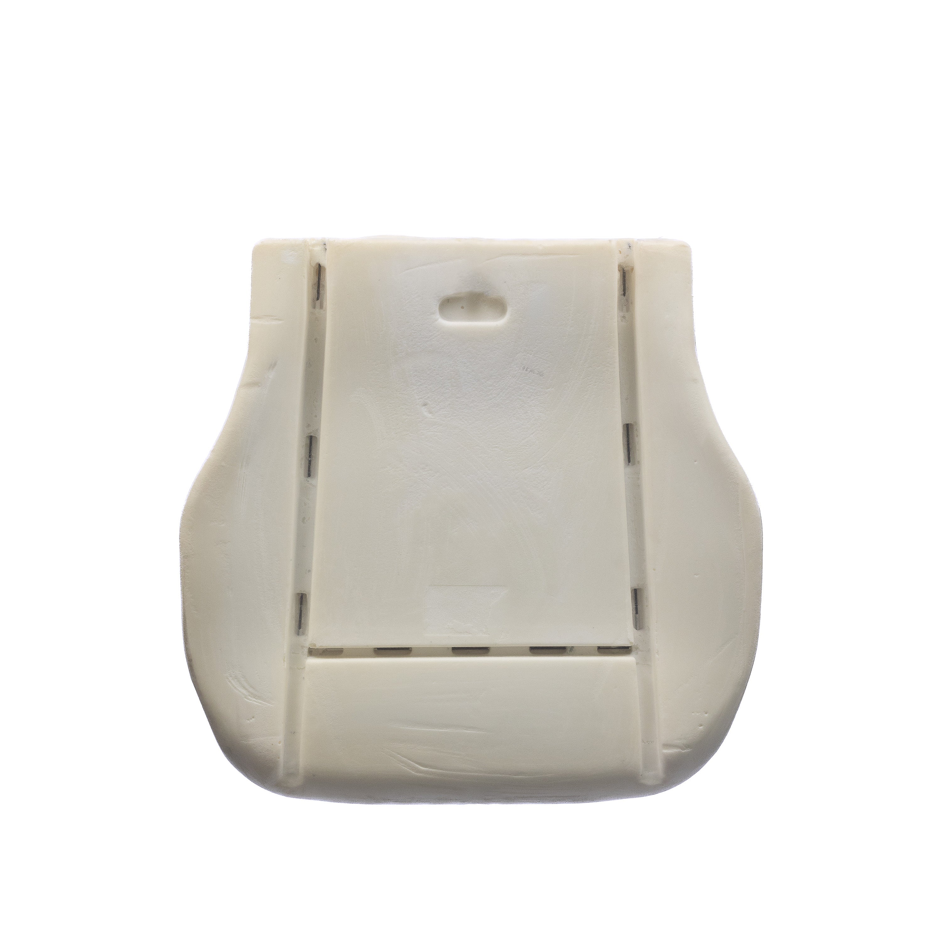 Espuma de assento para banco Isri de caminhão Volvo Nts, vista frontal, com formato anatômico em poliuretano.