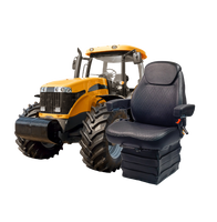 Trator agrícola ao lado de banco pneumático da Astra Bancos, representando o segmento de soluções para máquinas agrícolas.