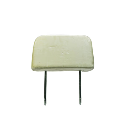 Apoio de cabeça para banco ISRI, mostrando espessura da espuma e hastes de encaixe cromadas.