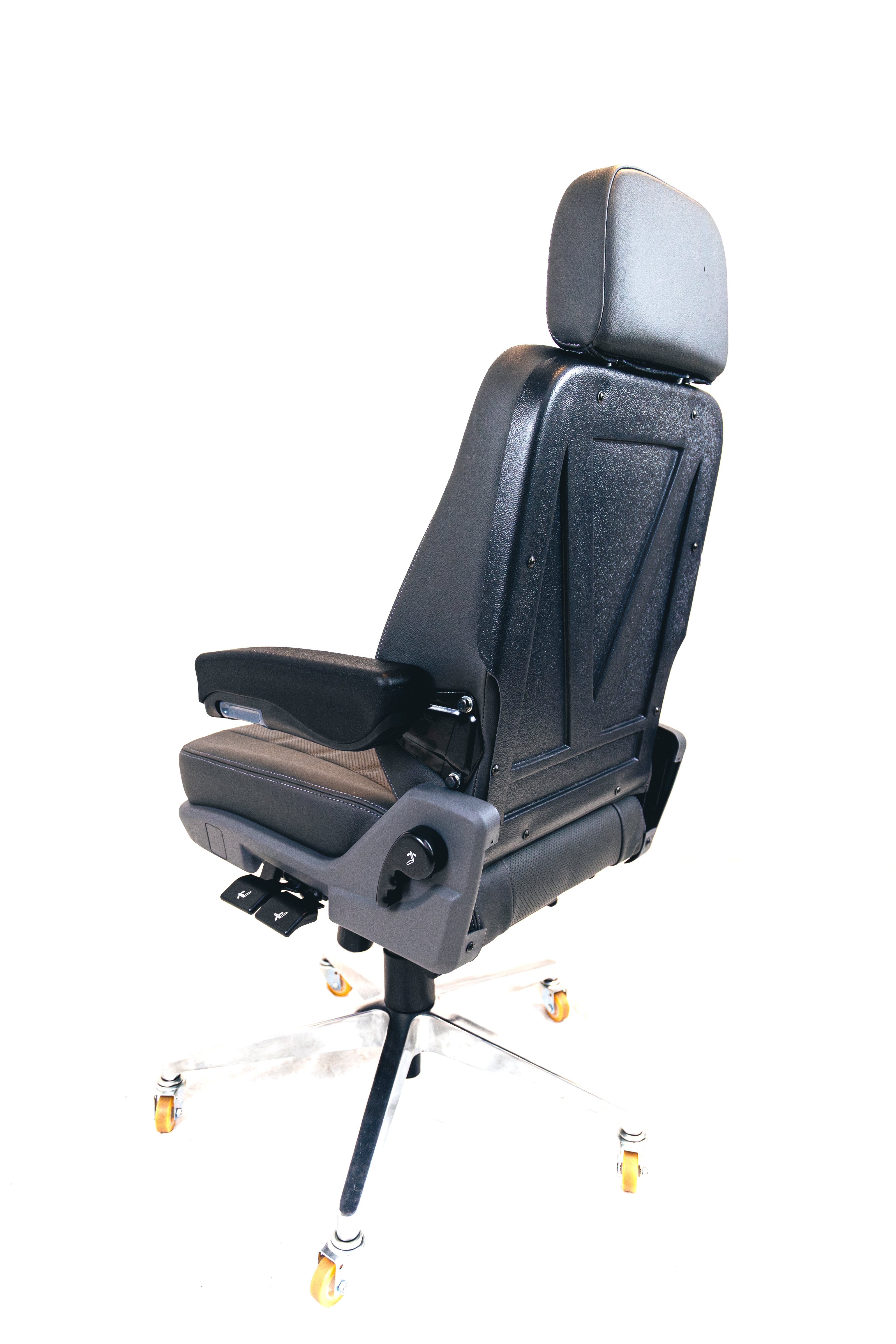 Cadeira Confort Navigator para escritórios e operação de aciarias 24 horas (4002)